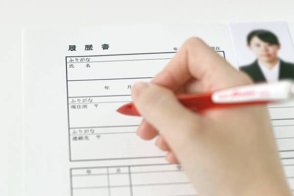 findjobの定期的閲覧と、エージェントとの面談でフリーター歴5年以上から29歳で就職